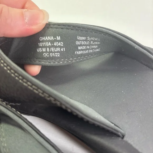 OluKai Size 8 Black Flip Flops Women’s - Picture 7 of 8